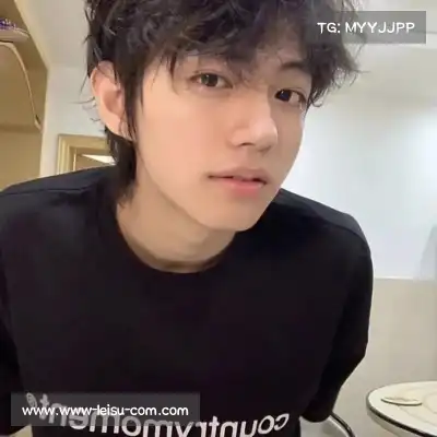 邹萱橙